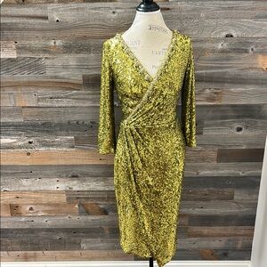 Theia Green Sequin Mesh Faux Wrap MIDI Dress 3/4 Length Sleeve Size 4 NWT